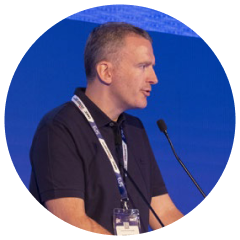 Toby Cruise headshot