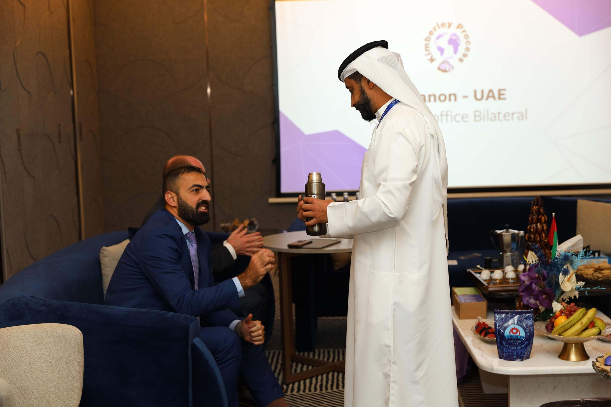 uae_7940_1