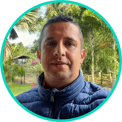 03 DANIEL HENAO CASTAÑO